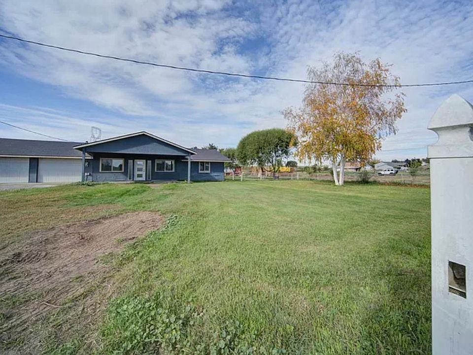 1st image of 240 Hornby Rd