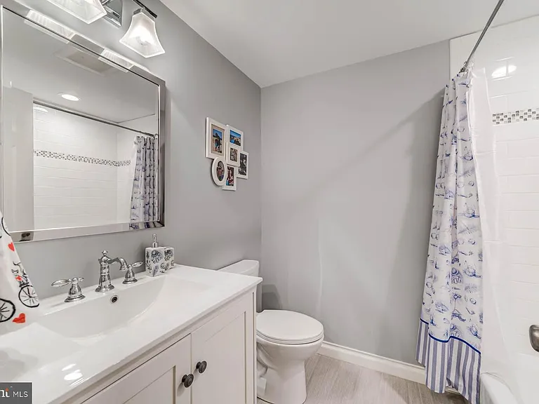13930 S Springs Dr — Photo 52