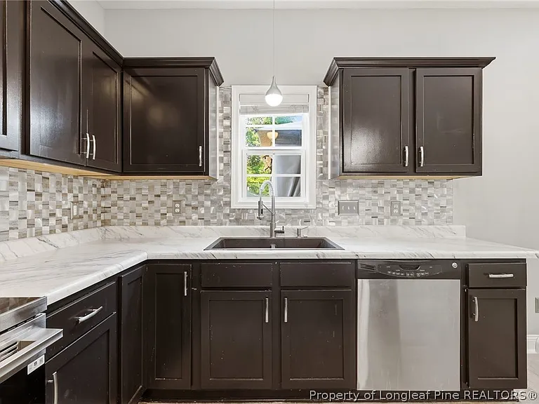 1541 Gallant Fox Ct — Photo 22