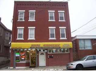 32 Truman St, New London, CT 06320