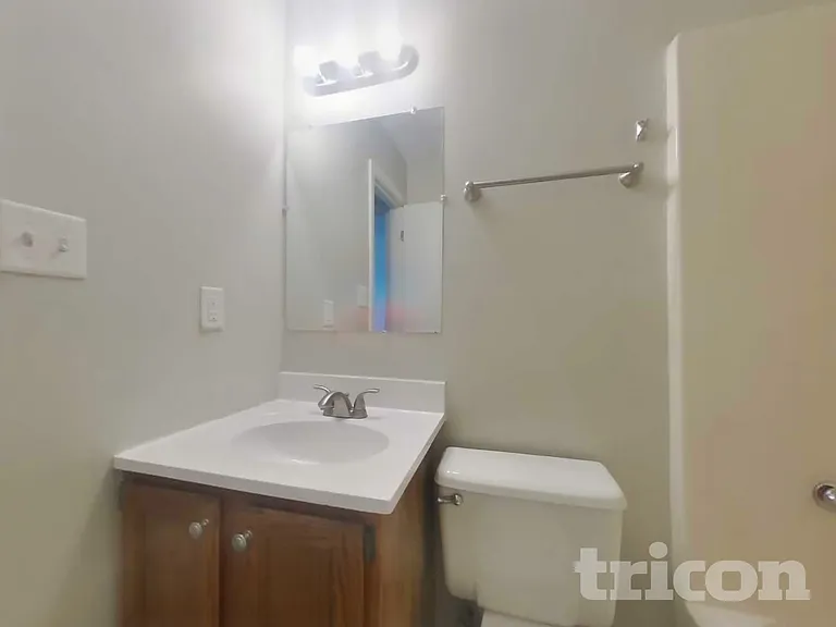 126 Woodberry Ct — Photo 16