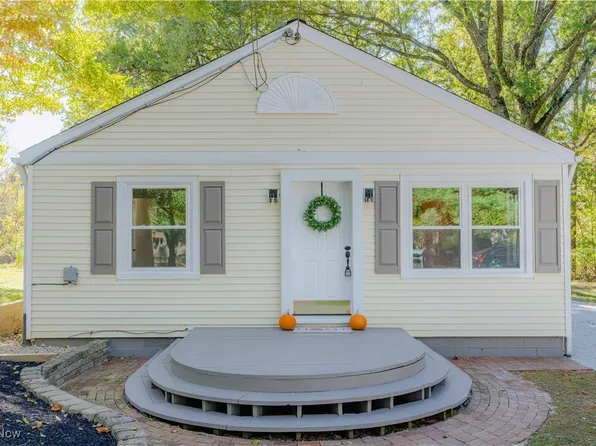 786 Southeast Ave, Tallmadge, OH 44278