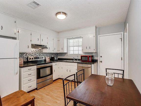 5th image of 4800 Tradewinds Dr #4800