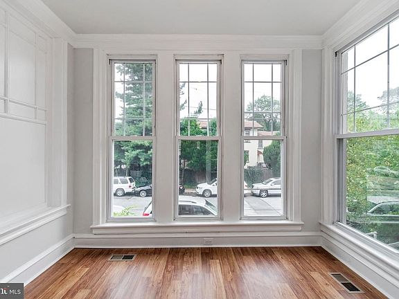 5th image of 6605 N 6th St