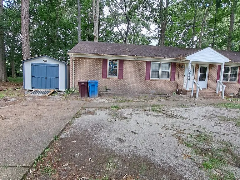 242 & 244 Hurdle Dr — Photo 12
