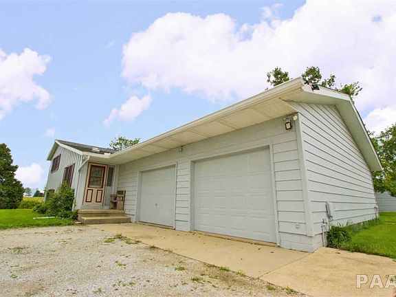 5th image of 1527 County Road 1200 E