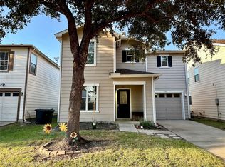 2655 Skyview Shadows Ct, Houston, TX 77047