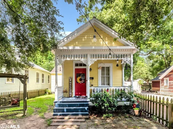 12 S Hallett St, Mobile, AL 36604