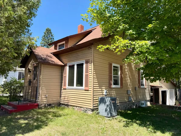 904 River St, Rhinelander, WI 54501