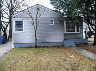 2908 Arthur Ave, Racine, WI 53405