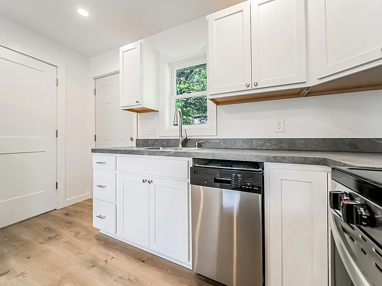 330 Abbe Rd #2 — Photo 7