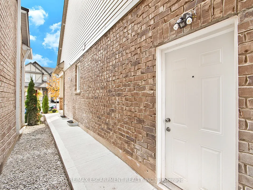307 Hinton Ter #BSMNT