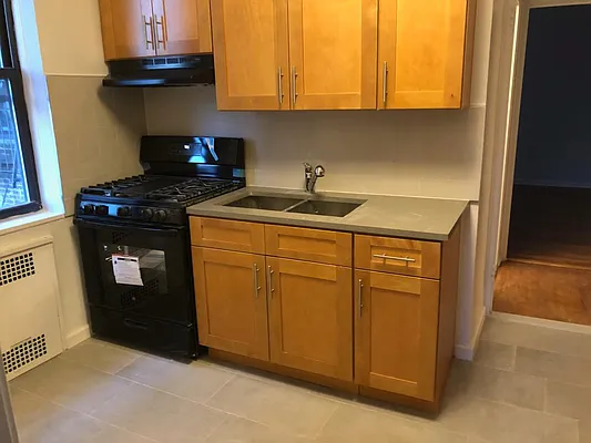 Rented by Chana Ofek, LREB | media 13