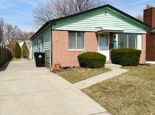 17459 Roseville Blvd, Roseville, MI 48066