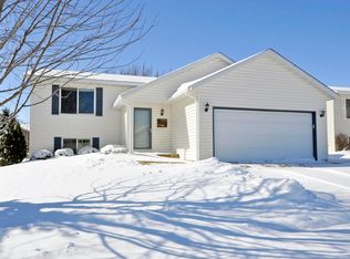 4436 Manor Dr NW, Rochester, MN 55901
