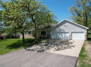 2905 Whynaucht Ct SE, Rochester, MN 55904