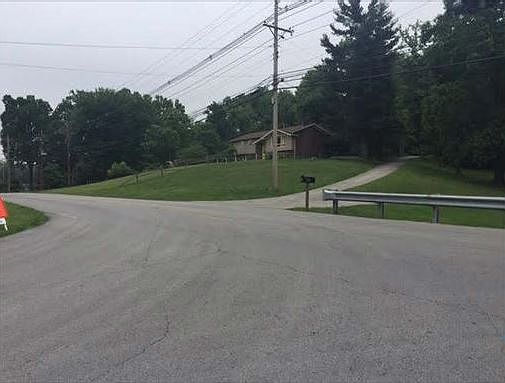 2nd image of 1010 Gagel Ave