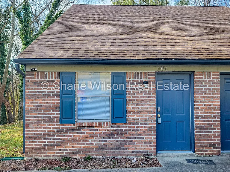 3356 Steeple Cir NE — Photo 2