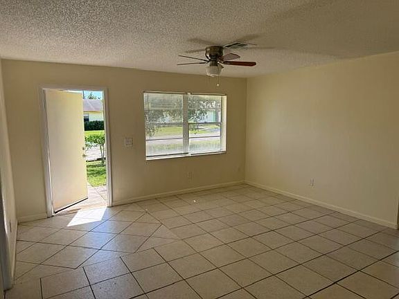 4th image of 4839 Gulfstream Rd
