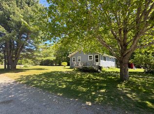 4 Lucs Ln, Gouldsboro, ME 04607