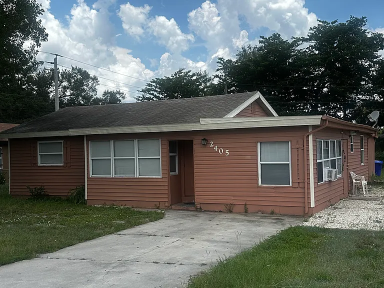 2405 South St — Photo 1