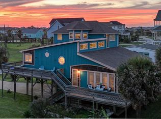 13002 Buccaneer Pkwy, Freeport, TX 77541