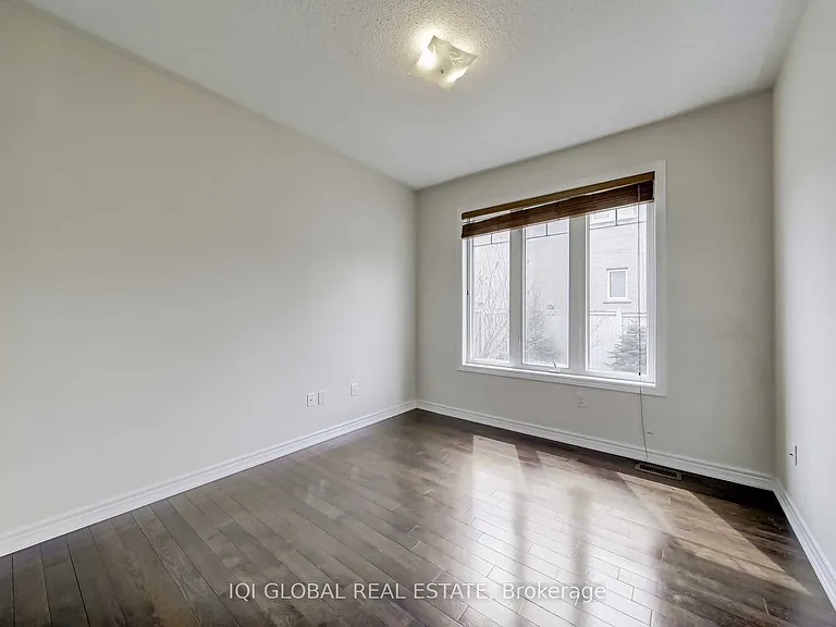 2 Bowkett Dr — Photo 15