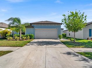 1841 Crinkle Leaf Ct, Ruskin, FL 33570
