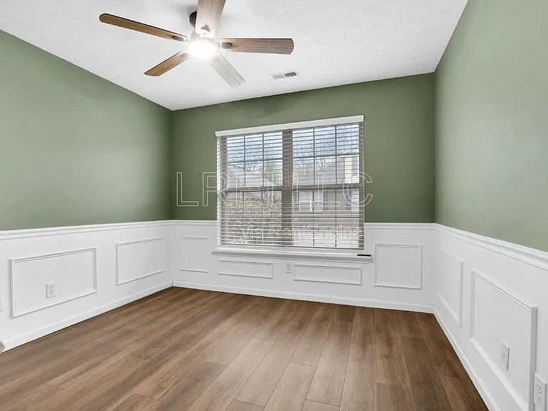 8439 Grand Trevi Dr — Photo 9