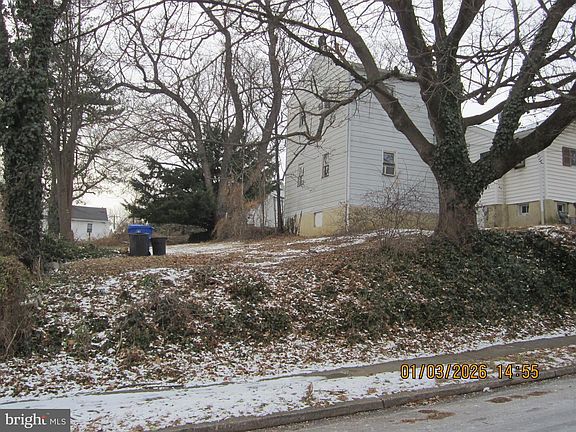 4th image of 548 Jefferson Ave