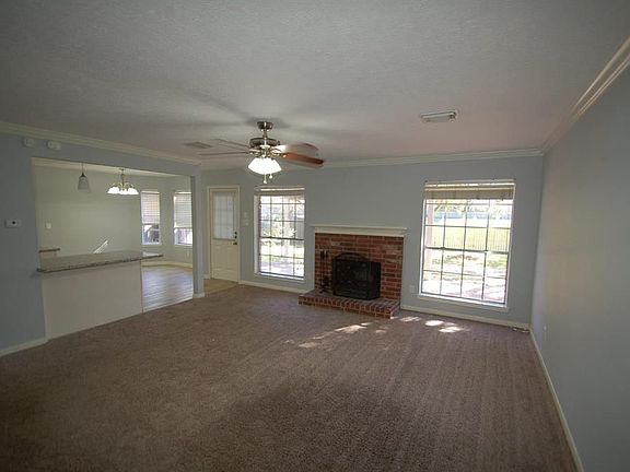 5th image of 11707 Park Creek Dr