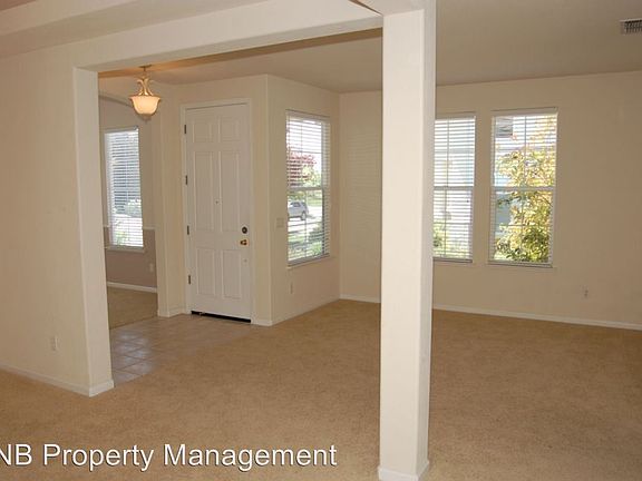 3rd image of 3288 Rock Creek Way