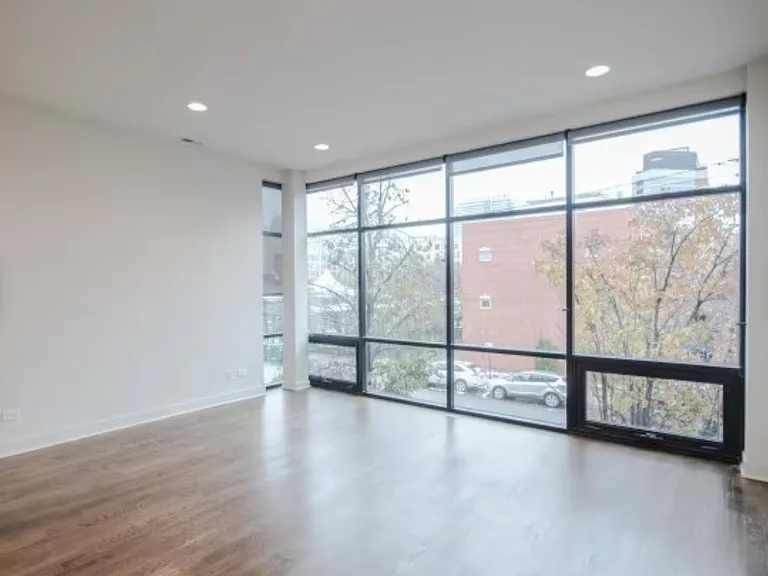 838 W Erie St #3E — Photo 7