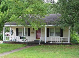 304 E 14th St, Hope, AR 71801