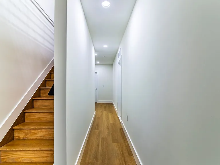 3956 Parrish St — Photo 31
