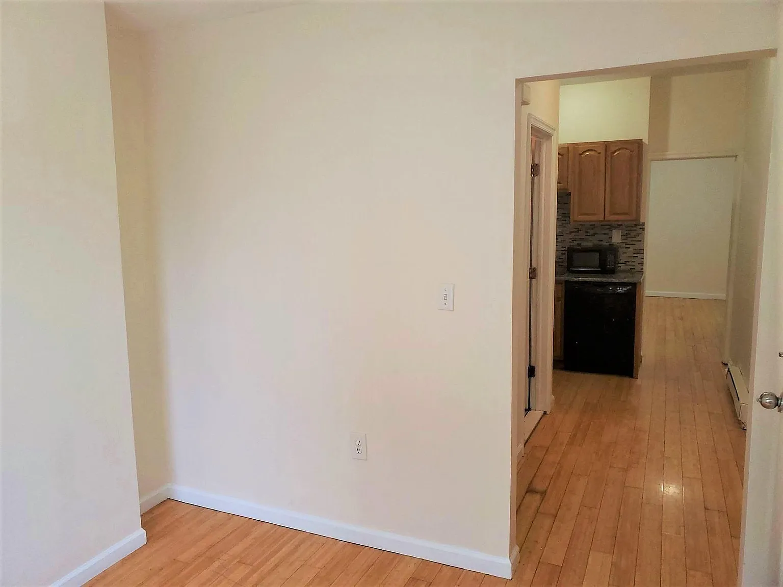 1 bed, 600 sqft, $800 — Photo 4