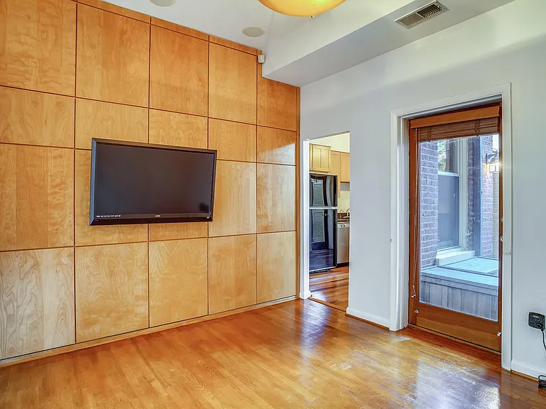 1111 Rhode Island Ave NW #A — Photo 5