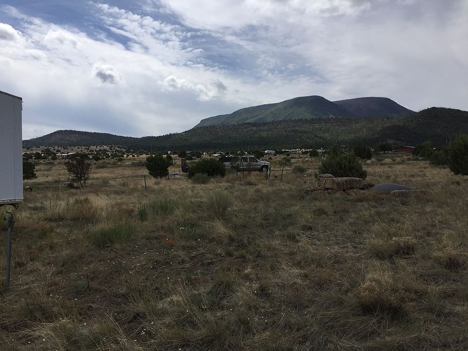 Escudilla Peak looking ESE