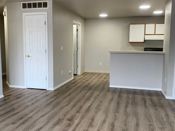 6733 W. Overland Road, 6733 W Overland Rd APT 102, Boise, ID 83709