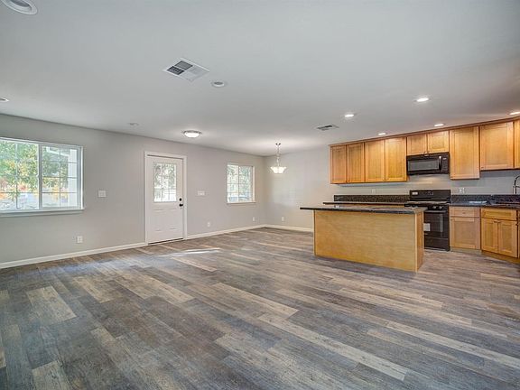 5th image of 5801 Griffith Ave