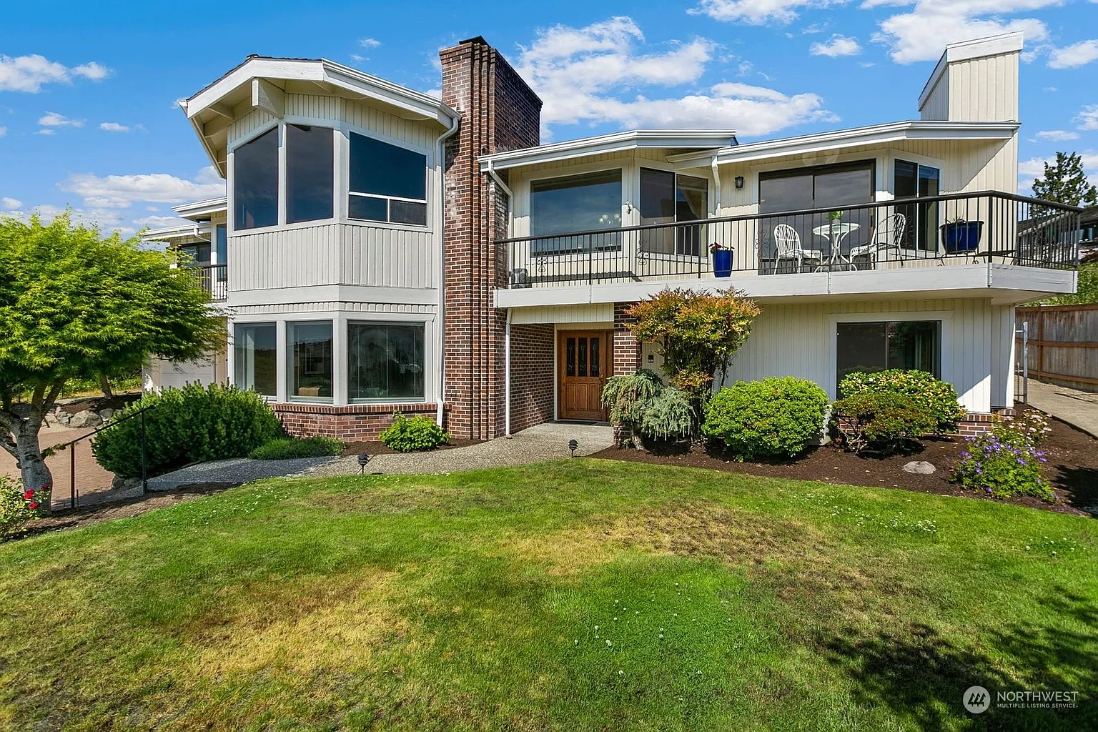 13729 67th Avenue W photo 1