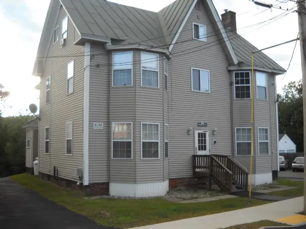 119 Pleasant St #8, Farmington, ME 04938