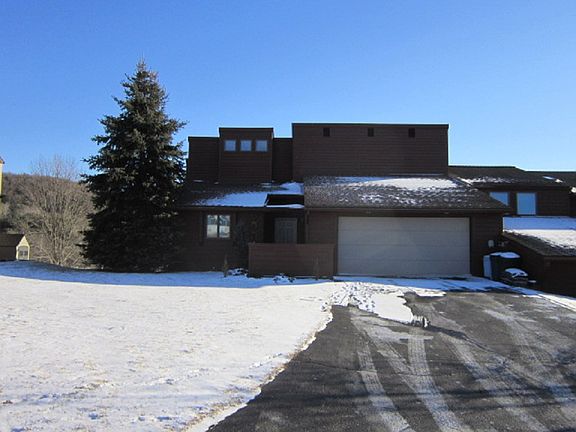 2nd image of 220 Woodgate Ln