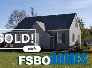 2412 Coyne Center Rd, Milan, IL 61264