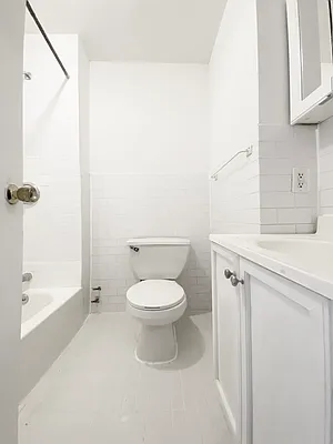 Rented by Coda Real Estate NYC | media 18