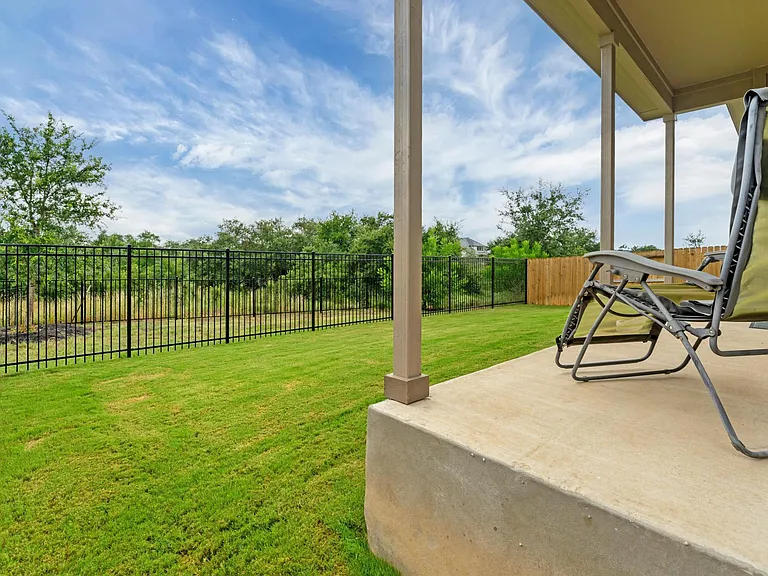 1649 Ranch House — Photo 18