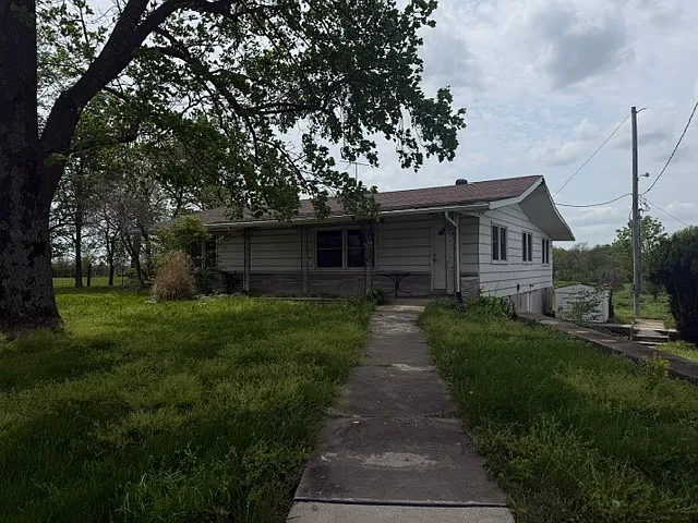 3347 N State Highway 125 — Photo 5