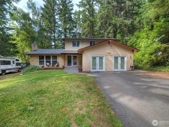 1700 NW Marmot Ct, Silverdale, WA 98383