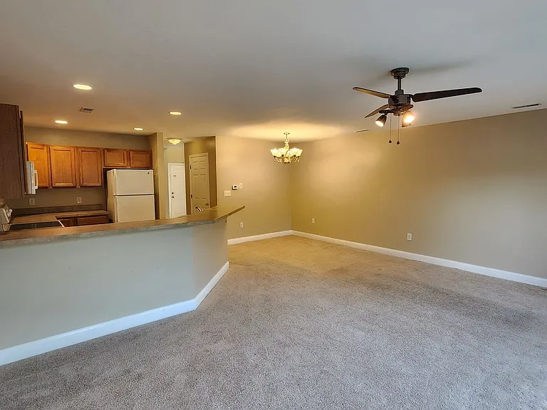 2102 Mayberry Loop Rd #4 — Photo 3