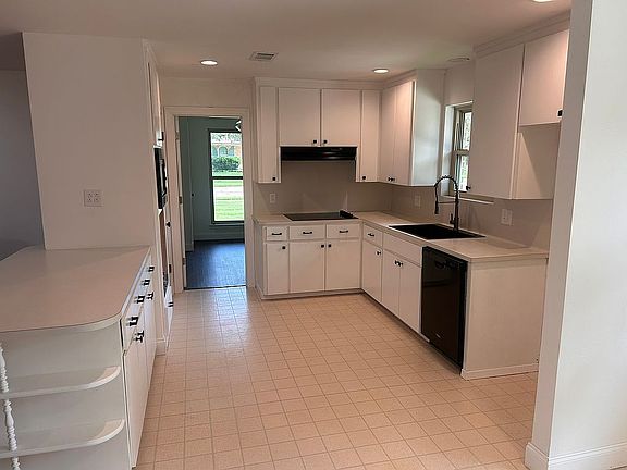 2nd image of 1634 S Elaine Dr